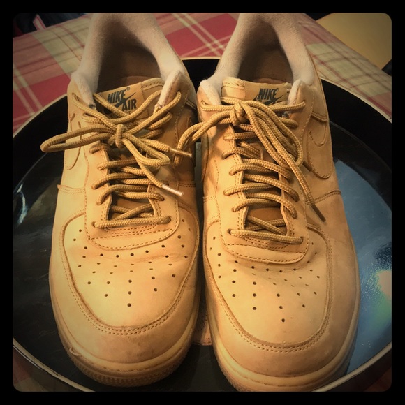 Nike Other - Nike Air Force One LV8